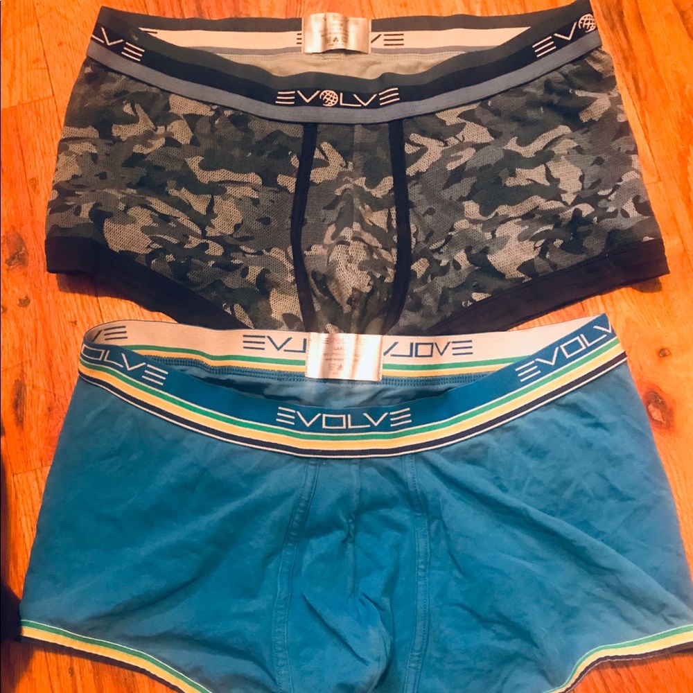 Two pair evolve boxers size large